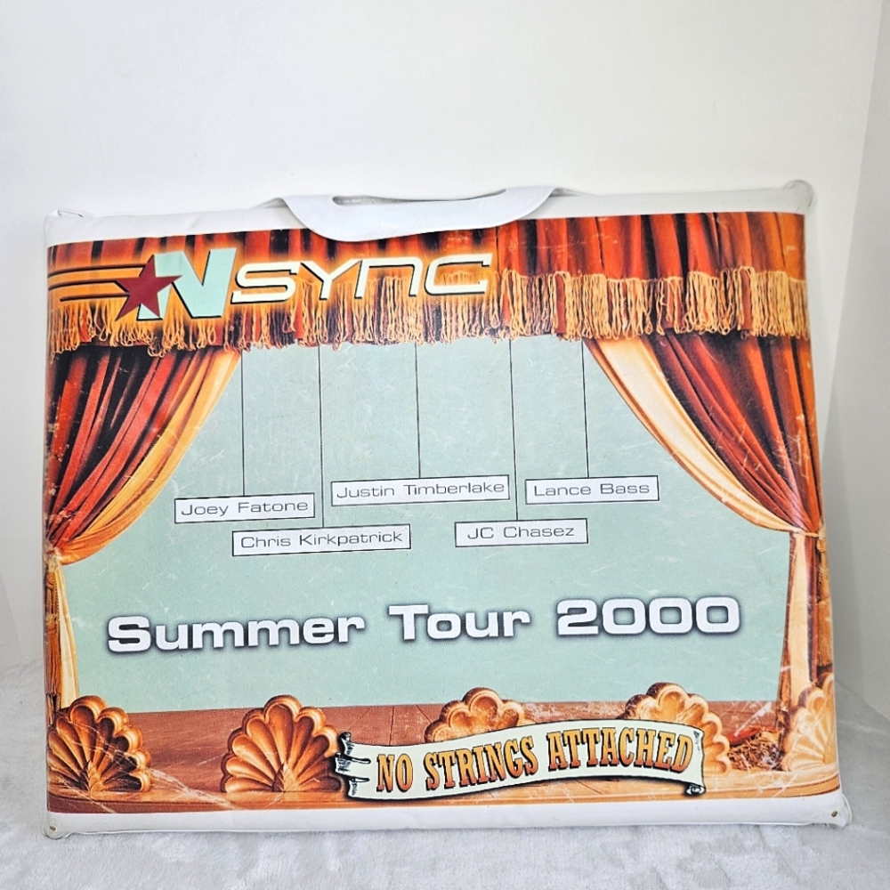 NSYNC Summer Tour 2000 Seat Pad Cusion Concert Festival No Strings Attached Y2K